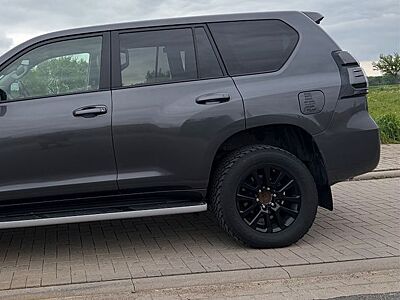 Toyota Meet Mr. Grey - Land Cruiser 2.8 D-TEC-Edition