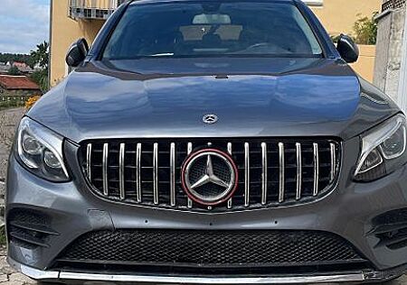 Mercedes-Benz GLC 250 d 4MATIC AMG Line Coupé Autom. AMG Line