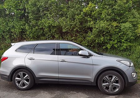 Hyundai Grand Santa Fe 2.2 CRDi 7 Premium 4WD Automatik