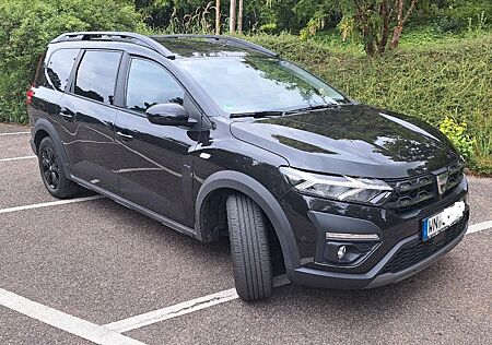 Dacia Jogger TCe 110 Extreme+ 7-Sitzer mit Dachbox