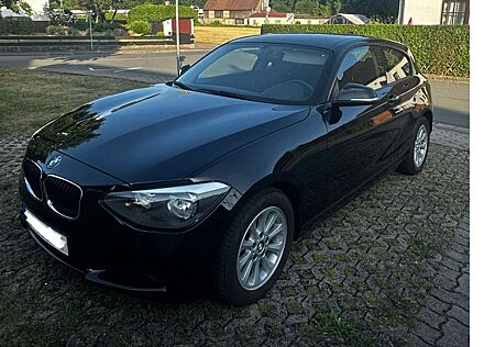 BMW 114i 102 PS (F21) 10.2013