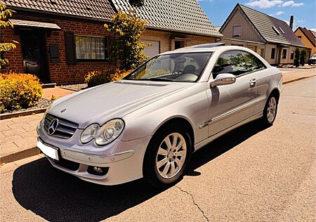 Mercedes-Benz CLK 200 Automatik Tüv Neu Navi Tempomat PDC