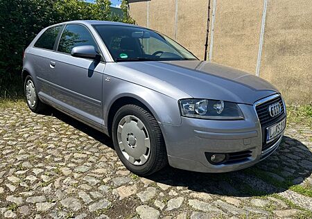 Audi A3 1.6 Attraction Attraction