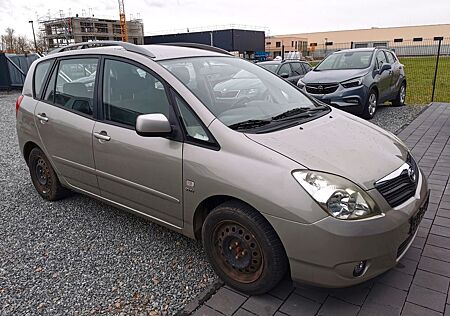 Toyota Corolla Verso 1.6 Linea Sol Klimaaut. 8 fach ber