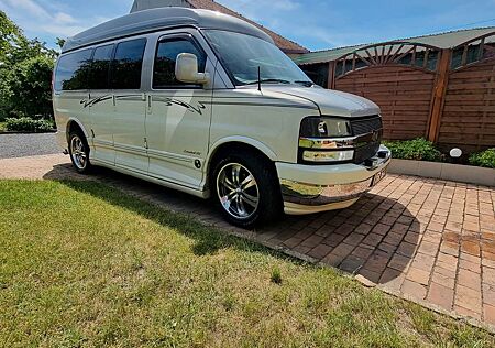 Chevrolet Express : Top gepflegt und umfangreich überholt