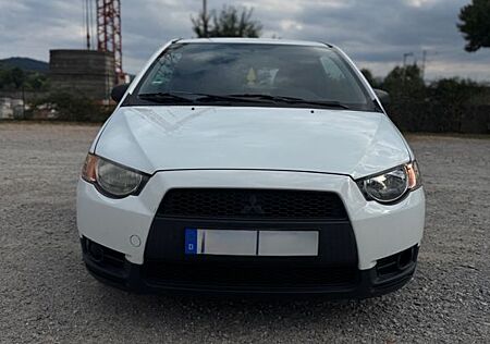 Mitsubishi Colt 1.1 - Kleinwag TÜV NEU *TOP* SERVICE FRISCH
