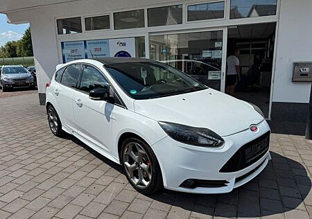 Ford Focus 2,0 EcoBoost ST-Sport-Paket*Recaro*