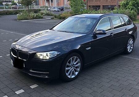 BMW 520d Touring Automatik,AHK,Ledersitze,Piano