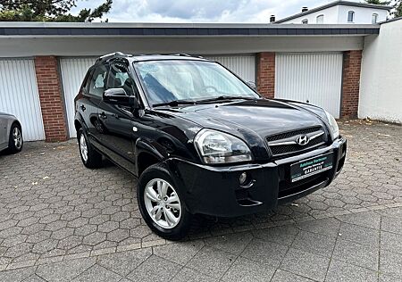 Hyundai Tucson 2.0 GLS*Tüv-Neu*Klima*1.Hand*Top Zustand