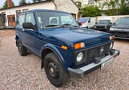 Lada Niva Only*AHK*4x4*TÜV Neu*
