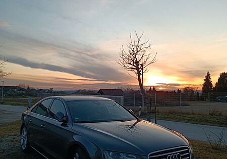 Audi A8 3.0 TDI Quattro Bose TÜV