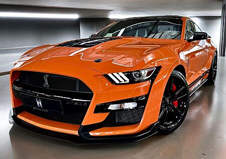 Ford Mustang Shelby GT 500 5,2 7-DCT + RECAROSITZE