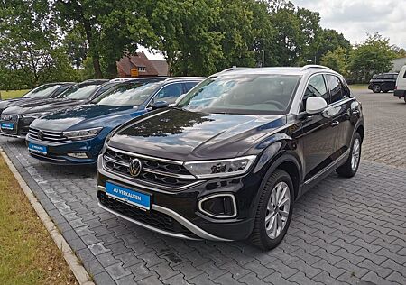 VW T-Roc Volkswagen "Style" 1,5 TSI DSG ACC Virtual Kam. GJR