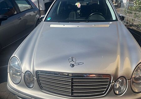 Mercedes-Benz E 220 CDI CLASSIC Classic
