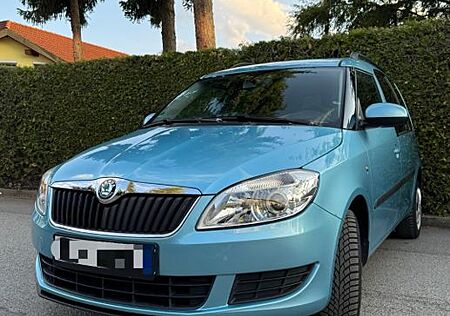Skoda Roomster 1.2l/ 1.Hd/ TÜV 05/27 / Shzg / 8-fach