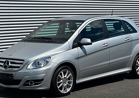 Mercedes-Benz B 180 /Rentner/1 HAND/
