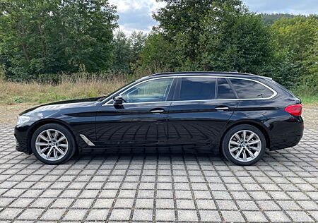 BMW 520d Touring Luxury/Pano/NaviProf./Driv.Ass.Prof