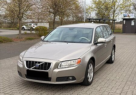 Volvo V70 2.0D Kinetic