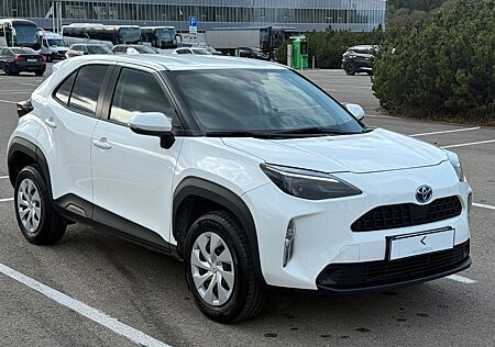 Toyota Yaris Cross 4x4 1,5 Hybrid AWD-i Active Business