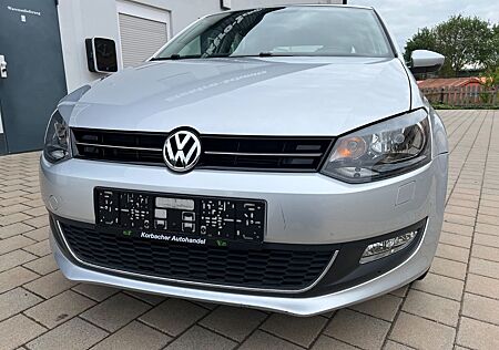 VW Polo Volkswagen V Life