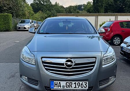 Opel Insignia 1.8 Active Active
