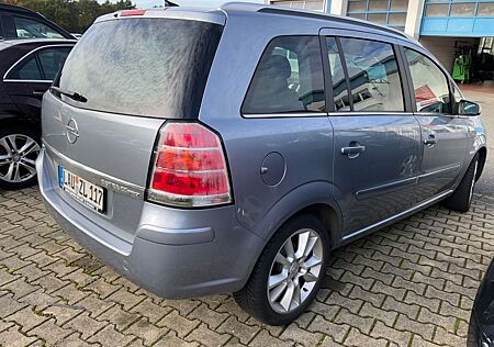 Opel Zafira b 7 Sitzer Navi TÜV , Alles Neu gemacht