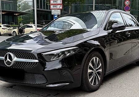 Mercedes-Benz A 180 A -Klasse d Automatik*Leder*LED*RFK*
