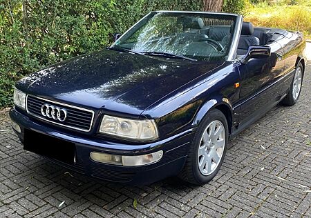 Audi 2.6 V6 Handschalter, rostfrei, HU neu 03/2028