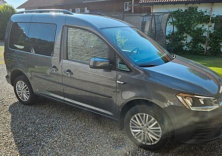 VW Caddy Volkswagen 2,0TDI 90kW BMT 4MOTION Comfortline 5-...