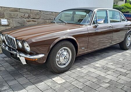 Jaguar XJ12 L Serie 2