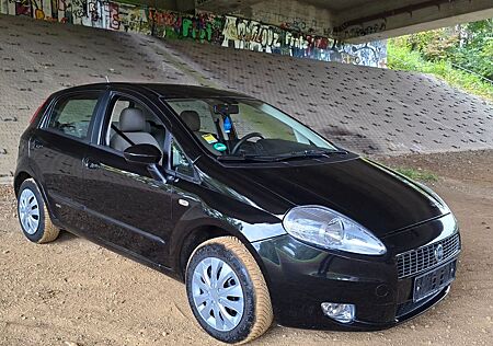 Fiat Grande Punto . Einsteigen und losfahren