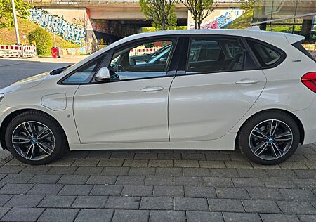 BMW 2er 225 Active Tourer 225xe iPerformance Sport Line