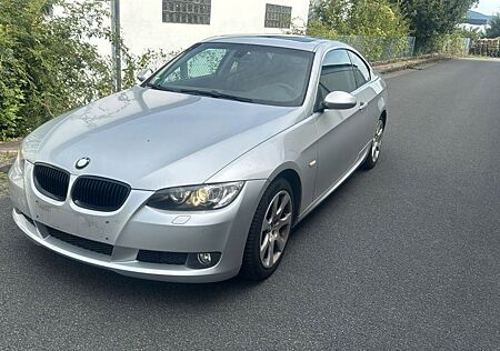 BMW 325i Coupé -