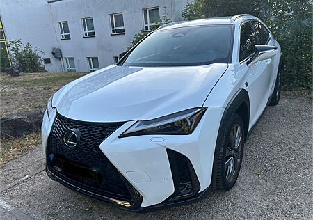 Lexus UX 300h F Sport Design F Sport Design