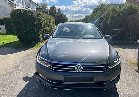 VW Passat Volkswagen 2.0 TDI SCR DSG Trendline Trendline