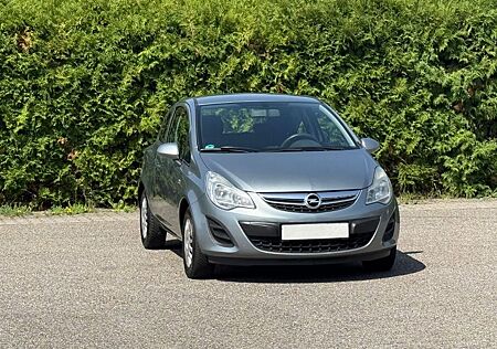 Opel Corsa D 1.2 Selection