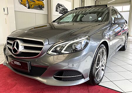 Mercedes-Benz E 250 BE 4M 7G T AVANTGARDE Aut. Pano Kam LED