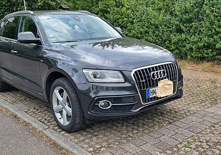 Audi Q5 2.0 TDI 140 kW S-Line quattro -Top gepflegt