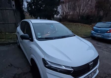 Dacia Sandero SCe 65 Essential Essential