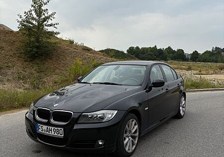 BMW 318i -