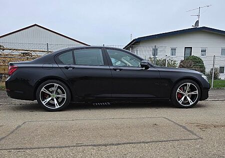 BMW 750d xDrive Soft Close HUD Massage