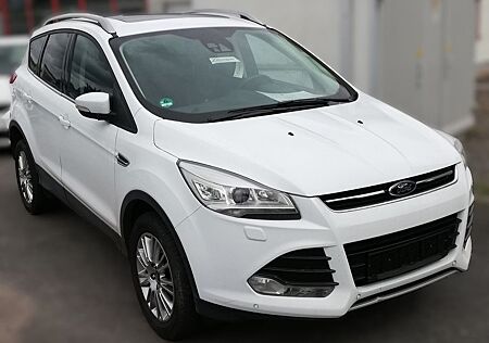 Ford Kuga Titanium 4x4 1.Hand Zahnr+Insp Neu Automati