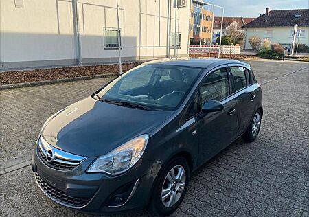 Opel Corsa 1.3 CDTI TÜV Okt.26 NEUER MOTOR! Tempomat