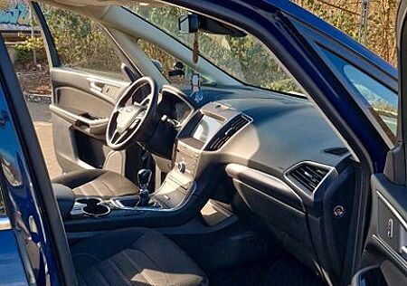 Ford Galaxy 2,0 TDCi 110kW Titanium Titanium