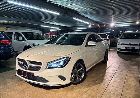 Mercedes-Benz CLA 180 *Automatik*18Zoll*2Hand*Led*