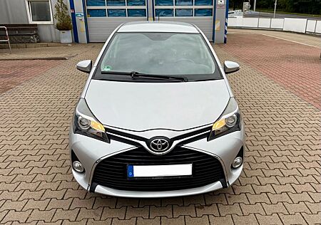 Toyota Yaris 1,0-l-Dual-VVT-i - (((Festpreis)))