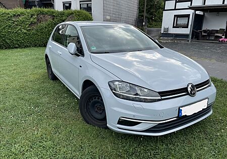 VW Golf Volkswagen VII 1.0 TSI 110PS JOIN Navi AHK Limousine