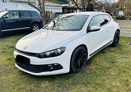 VW Scirocco Volkswagen 1.4 TSI - TEAM