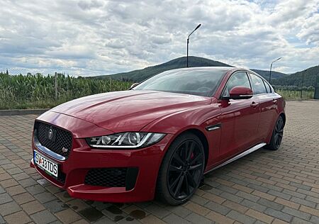 Jaguar XE S Automatik S
