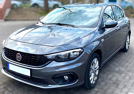 Fiat Tipo 1.4 16V STREET * Navi * Alu* SHZ * PDC